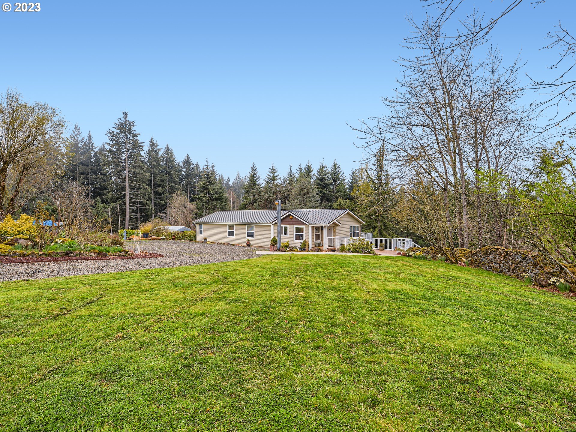 23355 South Ridge Road Beavercreek, OR 97004 - Photo 2 of 48 Gallery Image 2