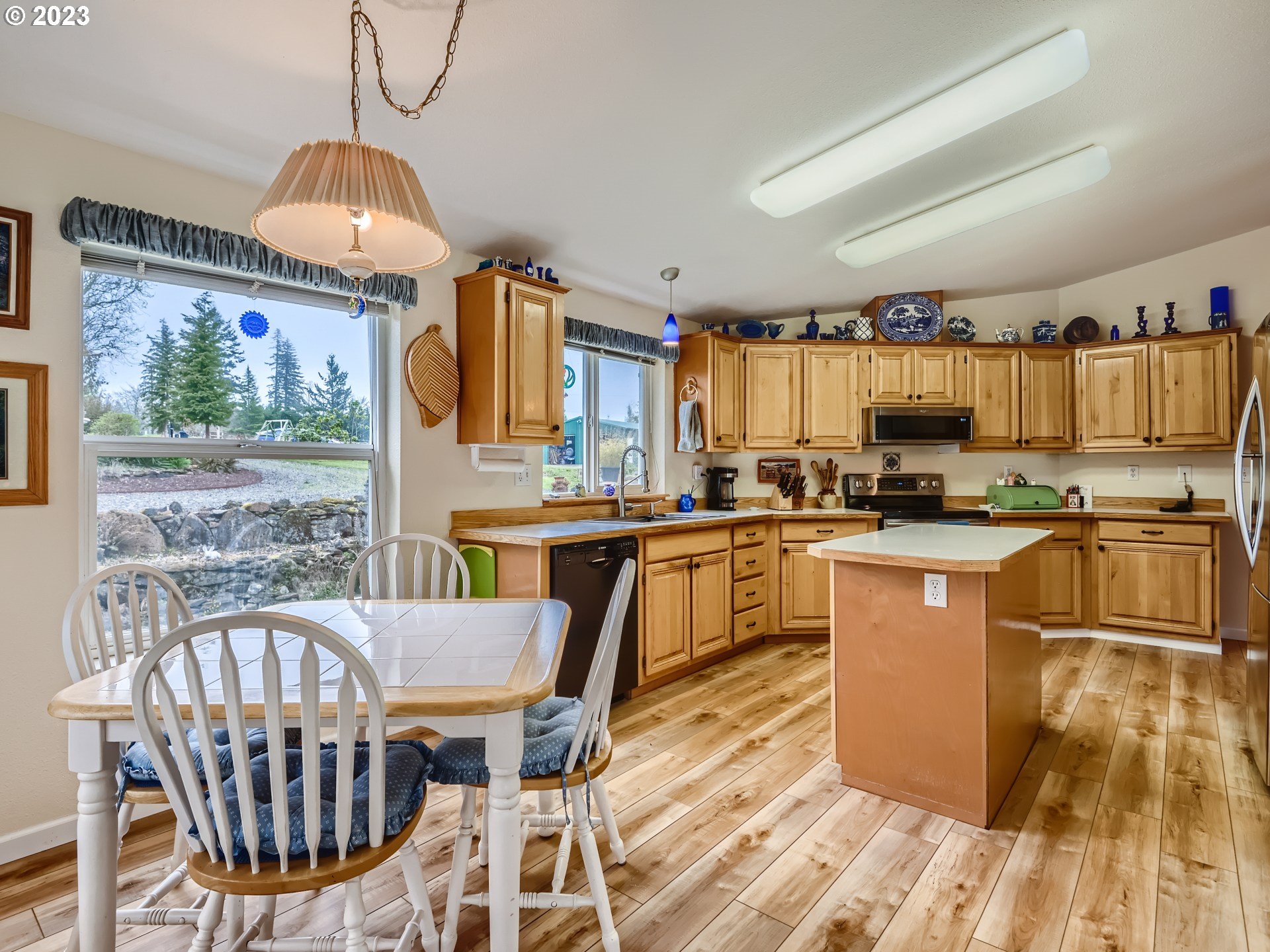 23355 South Ridge Road Beavercreek, OR 97004 - Photo 8 of 48 Gallery Image 8