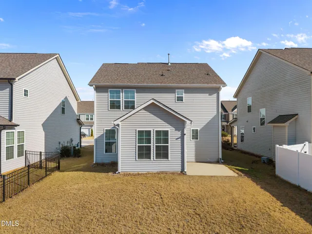 a house view with a outdoor space