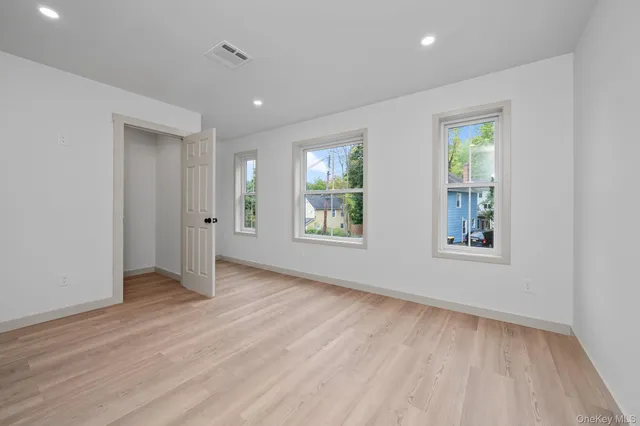 $2,600 | 43 Wheeler Avenue, Unit B, Warwick, NY 10990