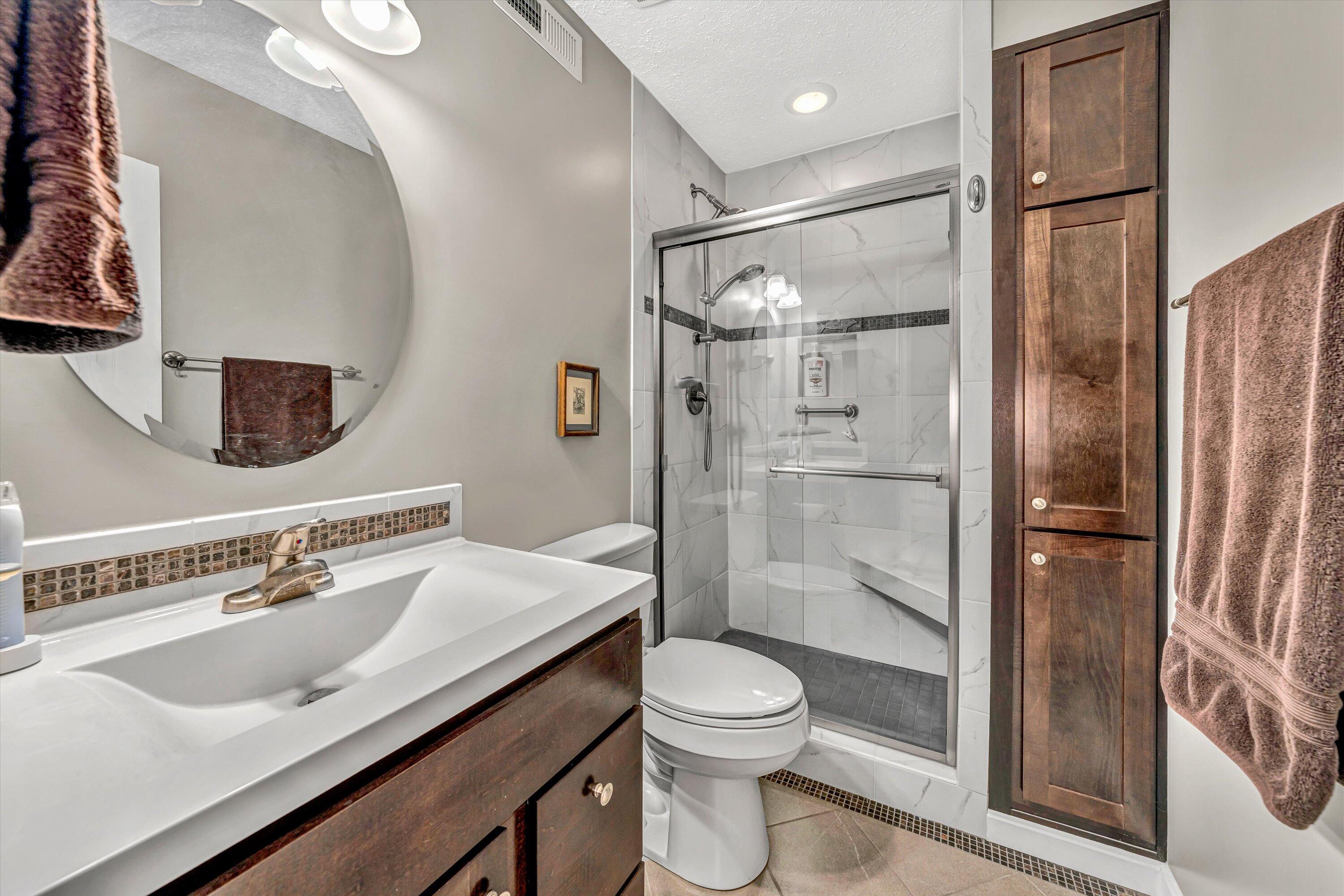 75 Azalea Circle, Unit 203 Union Hall, VA 24176 - Photo 11 of 43 11-DSC00361