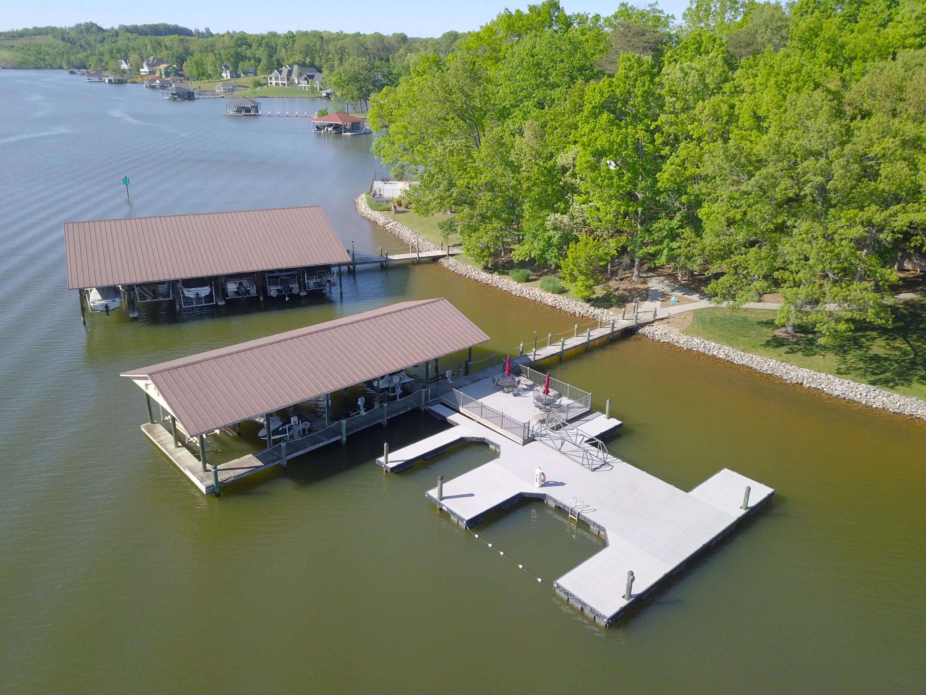 75 Azalea Circle, Unit 203 Union Hall, VA 24176 - Photo 3 of 43 DJI_0135