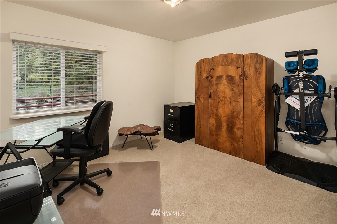 18827 Mountain View Road Northeast Duvall, WA 98019 - Photo 23 of 25 Gallery Image 23
