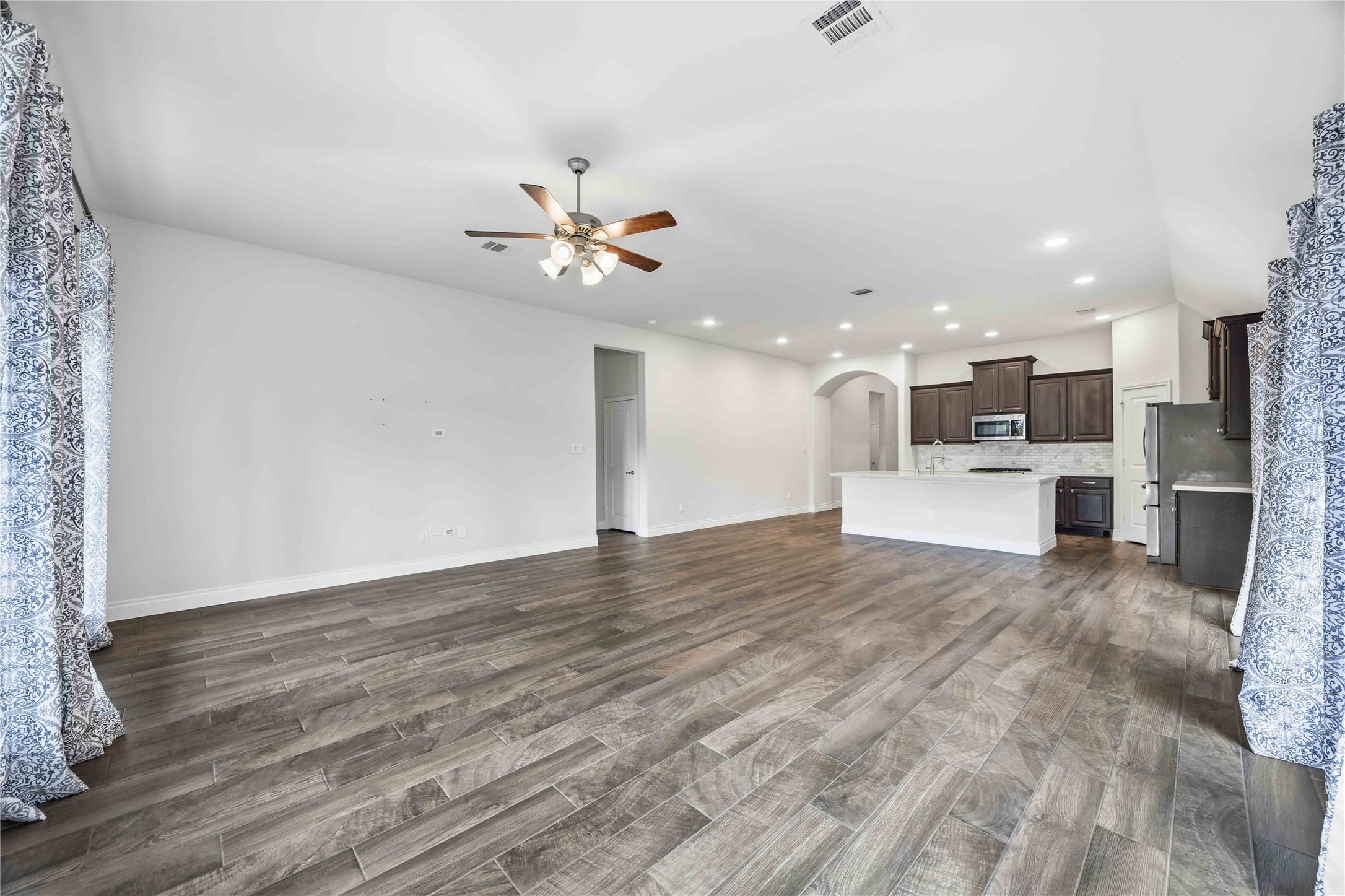 9314 Eckert Road Iowa Colony, TX 77583 - Photo 9 of 25