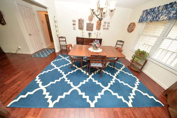 $298,000 | 14687 North Lost Lake Lane, Mount Vernon, IL 62864