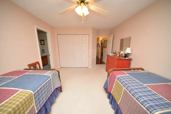 $298,000 | 14687 North Lost Lake Lane, Mount Vernon, IL 62864