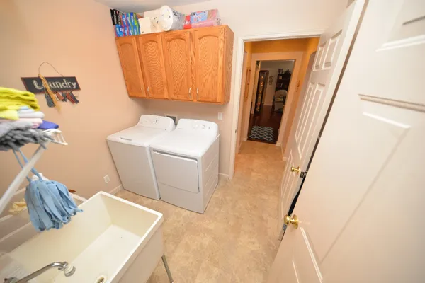 $298,000 | 14687 North Lost Lake Lane, Mount Vernon, IL 62864