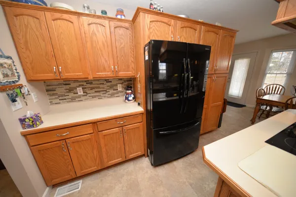 $298,000 | 14687 North Lost Lake Lane, Mount Vernon, IL 62864