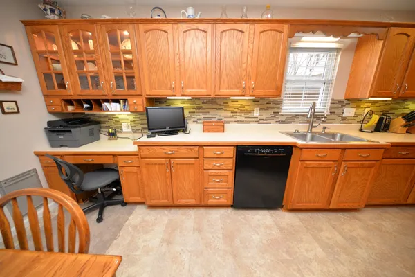 $298,000 | 14687 North Lost Lake Lane, Mount Vernon, IL 62864