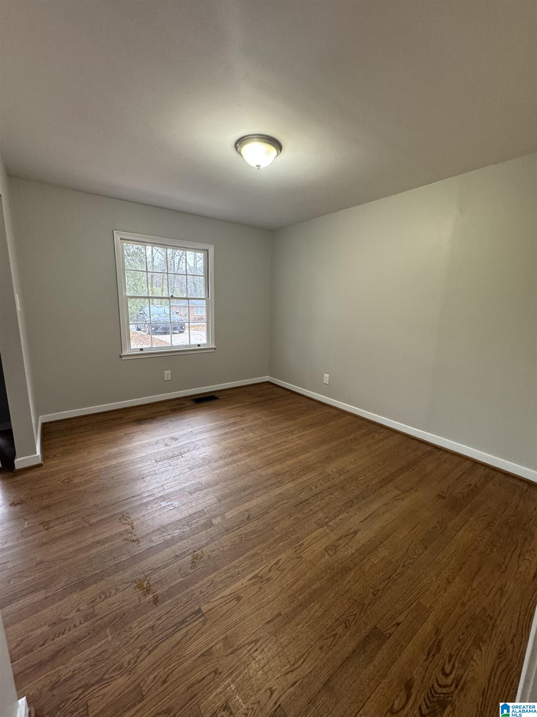 437 Tupelo Road Birmingham, AL 35215 - Photo 8 of 28