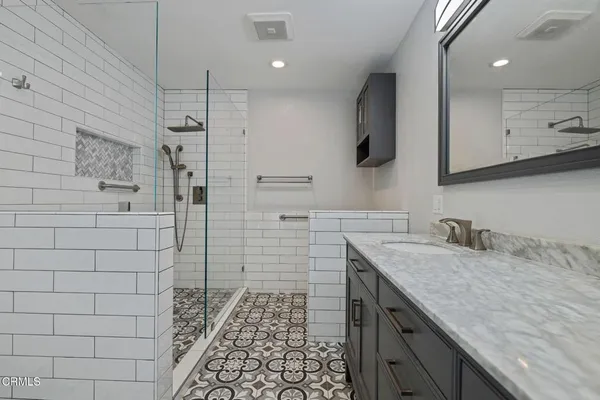 $950,000 | 6250 Calle Bodega, Camarillo, CA 93012