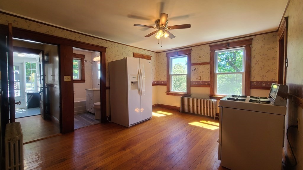 44 Brandon Road Dudley, MA 01571 - Photo 9 of 37 Gallery Image 9