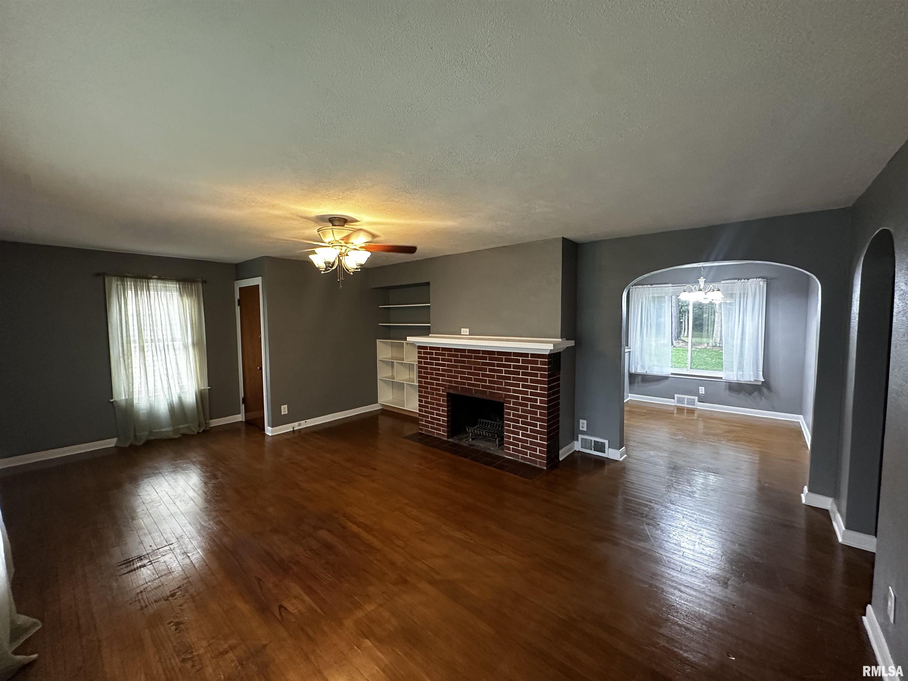 200 Maple Street Athens, IL 62613 - Photo 12 of 21 Gallery Image 12