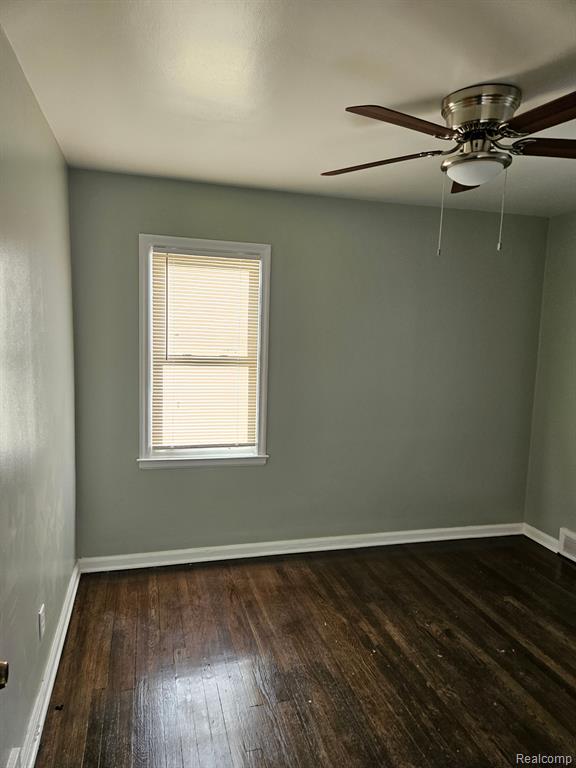 17577 Westmoreland Road Detroit, MI 48219 - Photo 18 of 27 Gallery Image 18