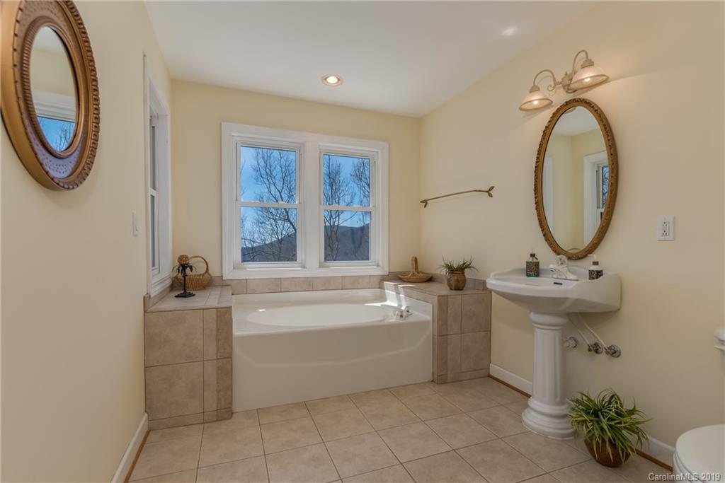 600 Summit Road Tryon, NC 28782 - Photo 12 of 32