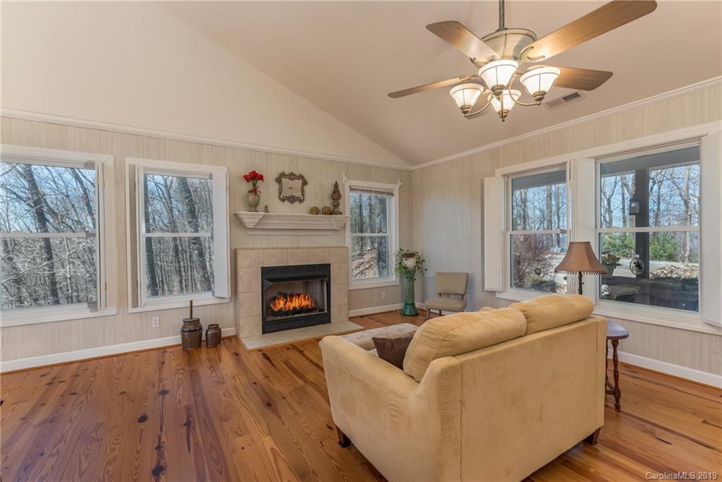 600 Summit Road Tryon, NC 28782 - Photo 3 of 32