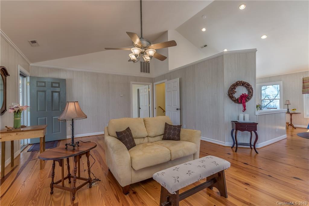 600 Summit Road Tryon, NC 28782 - Photo 4 of 32