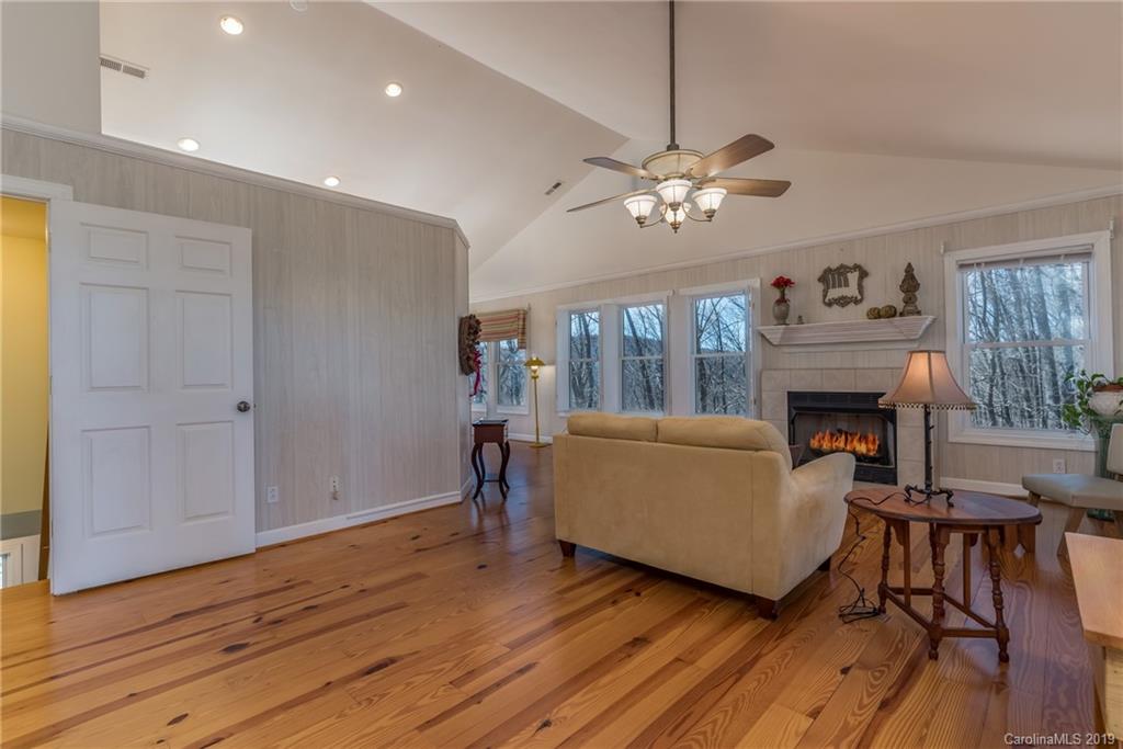 600 Summit Road Tryon, NC 28782 - Photo 5 of 32