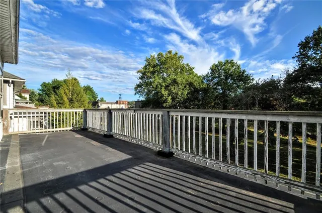 a view of a white house