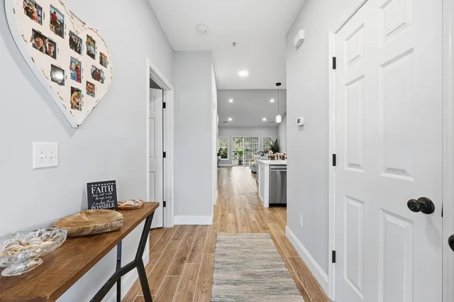 $285,000 | 5810 Longwood Drive, Unit 303, Murrells Inlet, SC 29576