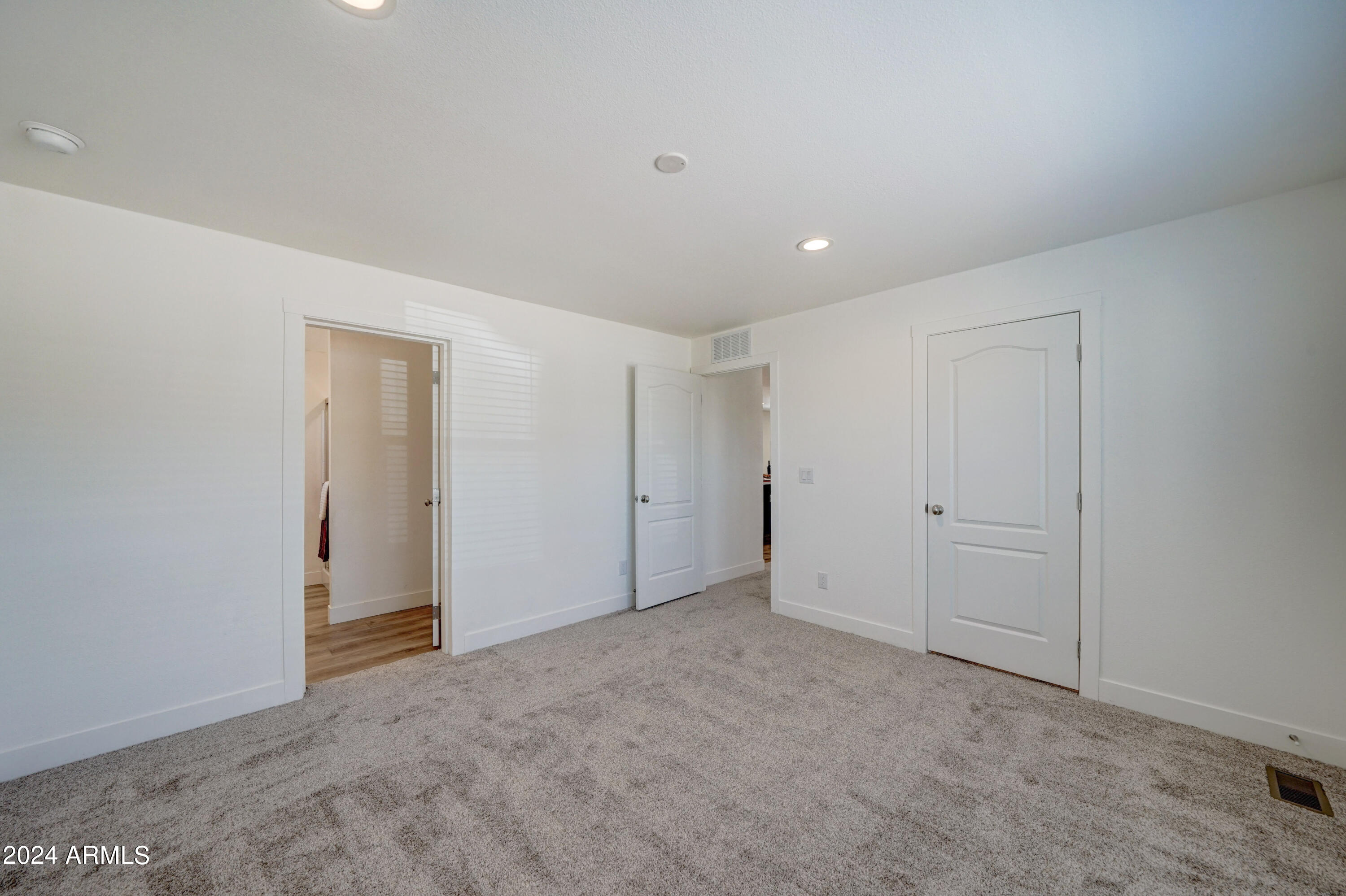 258 South Royal Palm Road Apache Junction, AZ 85119 - Photo 12 of 37 258 S Royal Palm-27