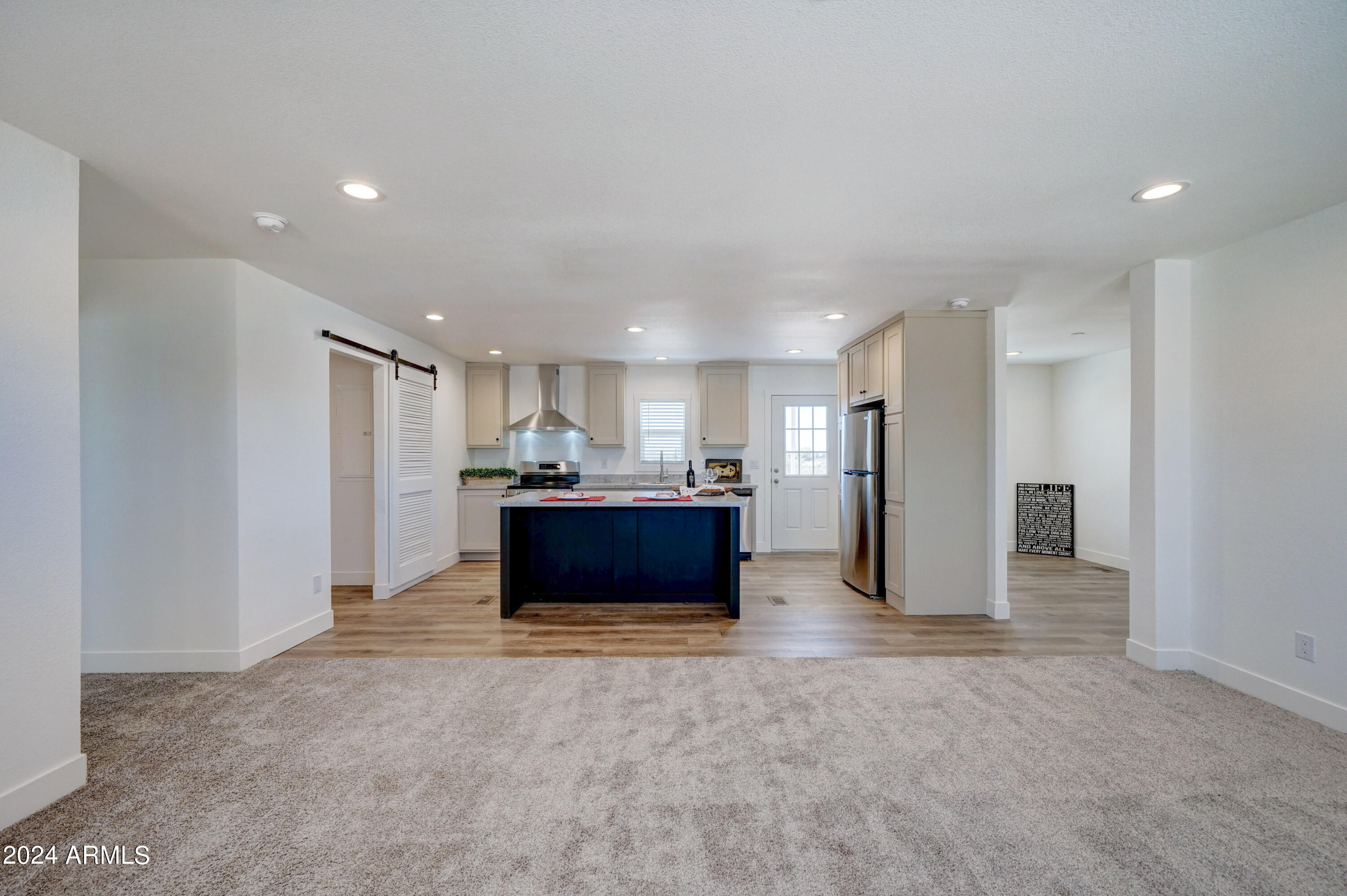258 South Royal Palm Road Apache Junction, AZ 85119 - Photo 2 of 37 258 S Royal Palm-6