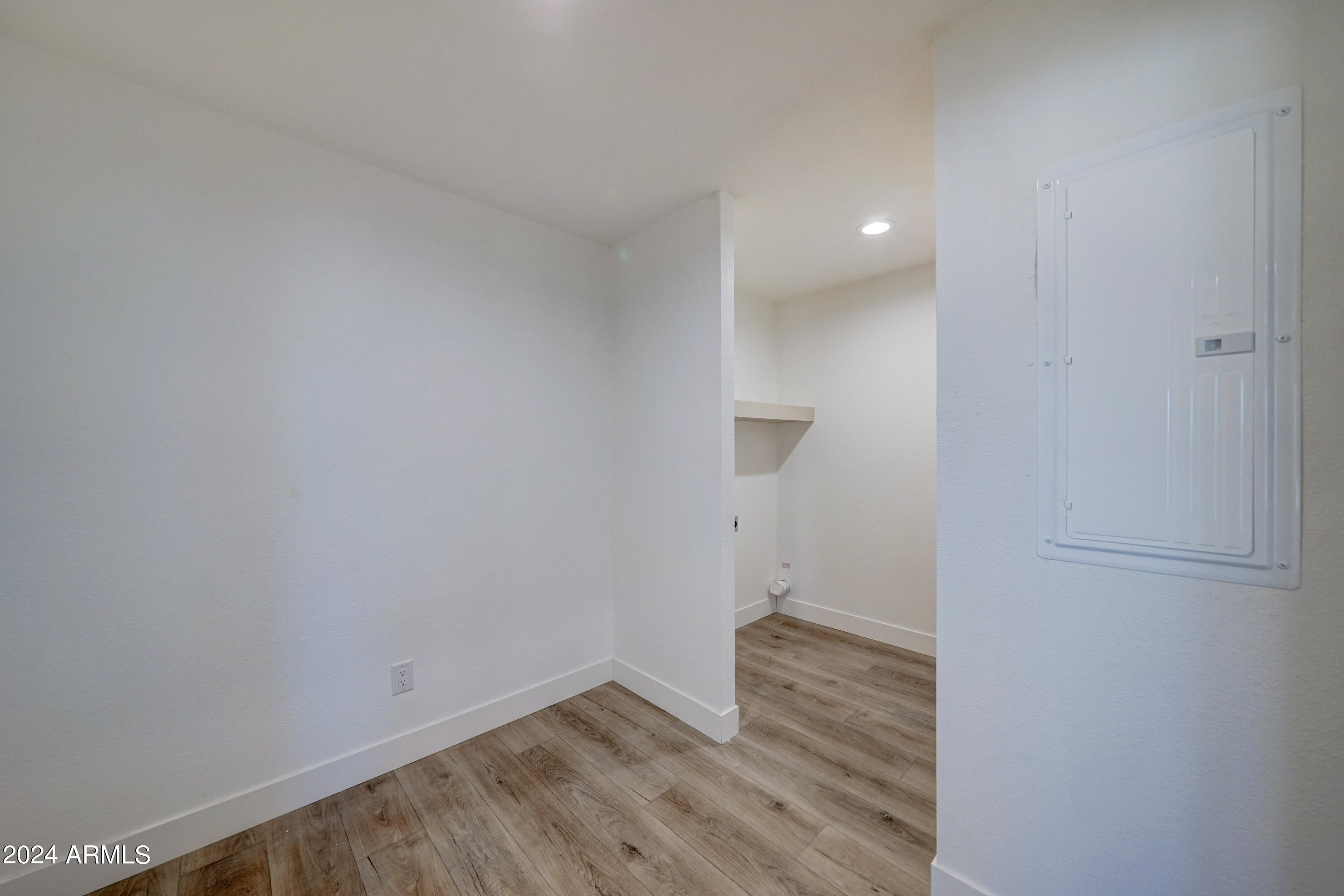 258 South Royal Palm Road Apache Junction, AZ 85119 - Photo 28 of 37 258 S Royal Palm-24