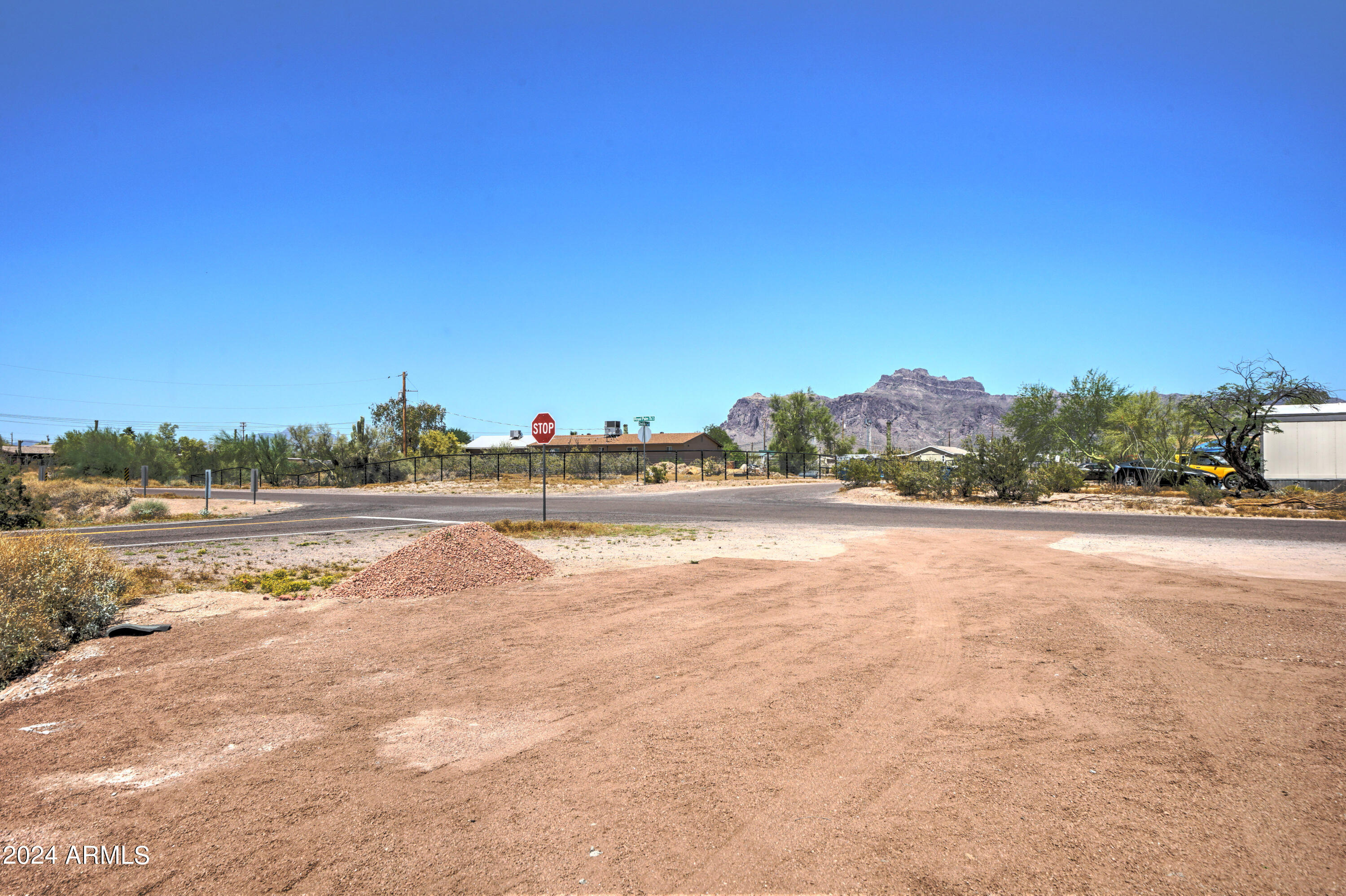 258 South Royal Palm Road Apache Junction, AZ 85119 - Photo 37 of 37 258 S Royal Palm-36