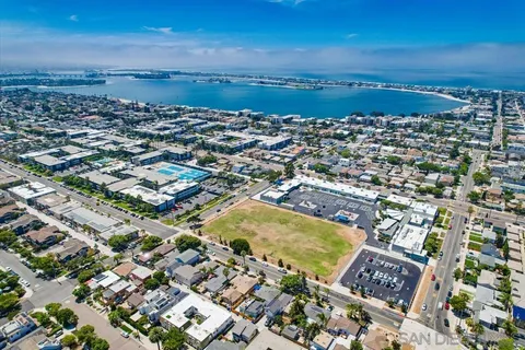 $1,699,900 | 4053 Jewell Street, San Diego, CA 92109