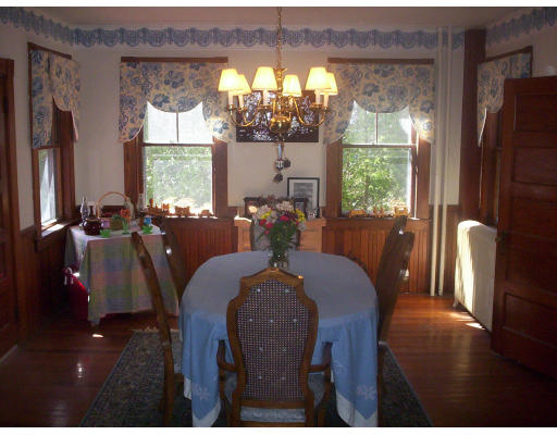 23 Highland Road Wareham, MA 02571 - Photo 4 of 11 Gallery Image 4