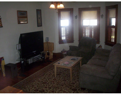 23 Highland Road Wareham, MA 02571 - Photo 5 of 11 Gallery Image 5