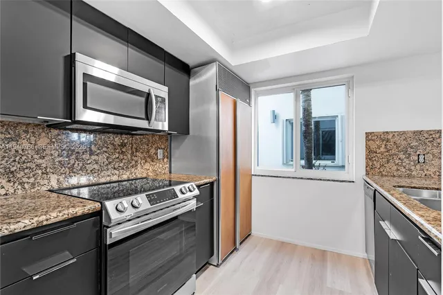 $4,500 | 2945 Bridgeport Avenue, Unit I, Miami, FL 33133