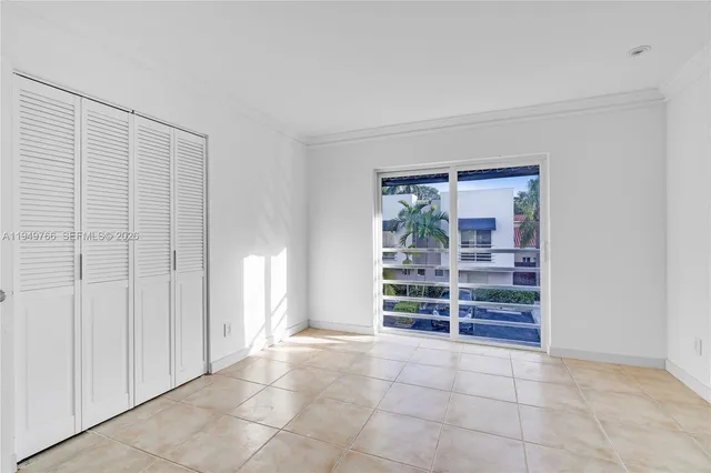 $4,500 | 2945 Bridgeport Avenue, Unit I, Miami, FL 33133