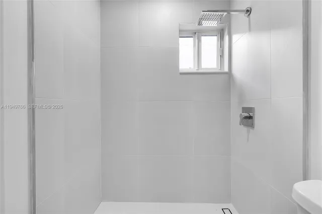 $4,500 | 2945 Bridgeport Avenue, Unit I, Miami, FL 33133