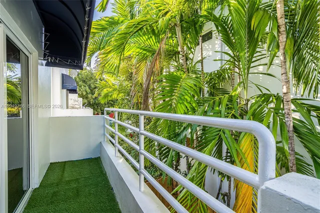 $4,500 | 2945 Bridgeport Avenue, Unit I, Miami, FL 33133