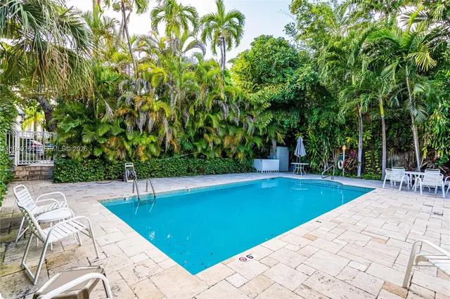 $4,500 | 2945 Bridgeport Avenue, Unit I, Miami, FL 33133