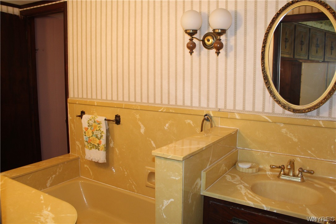 640 Alleghany Road Bennington, NY 14040 - Photo 16 of 32