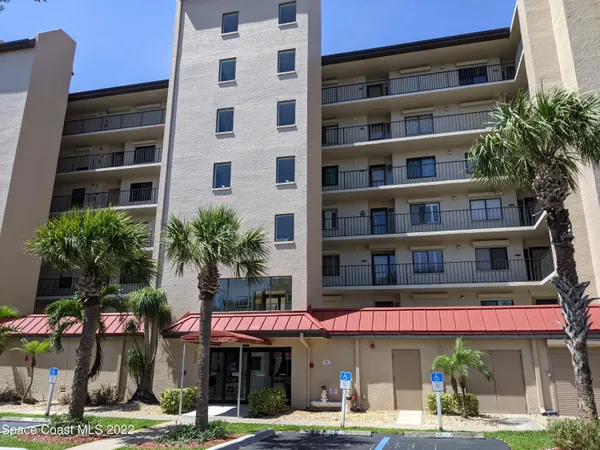 $2,600 | 3220 River Villa Way, Unit 142, Melbourne Beach, FL 32951