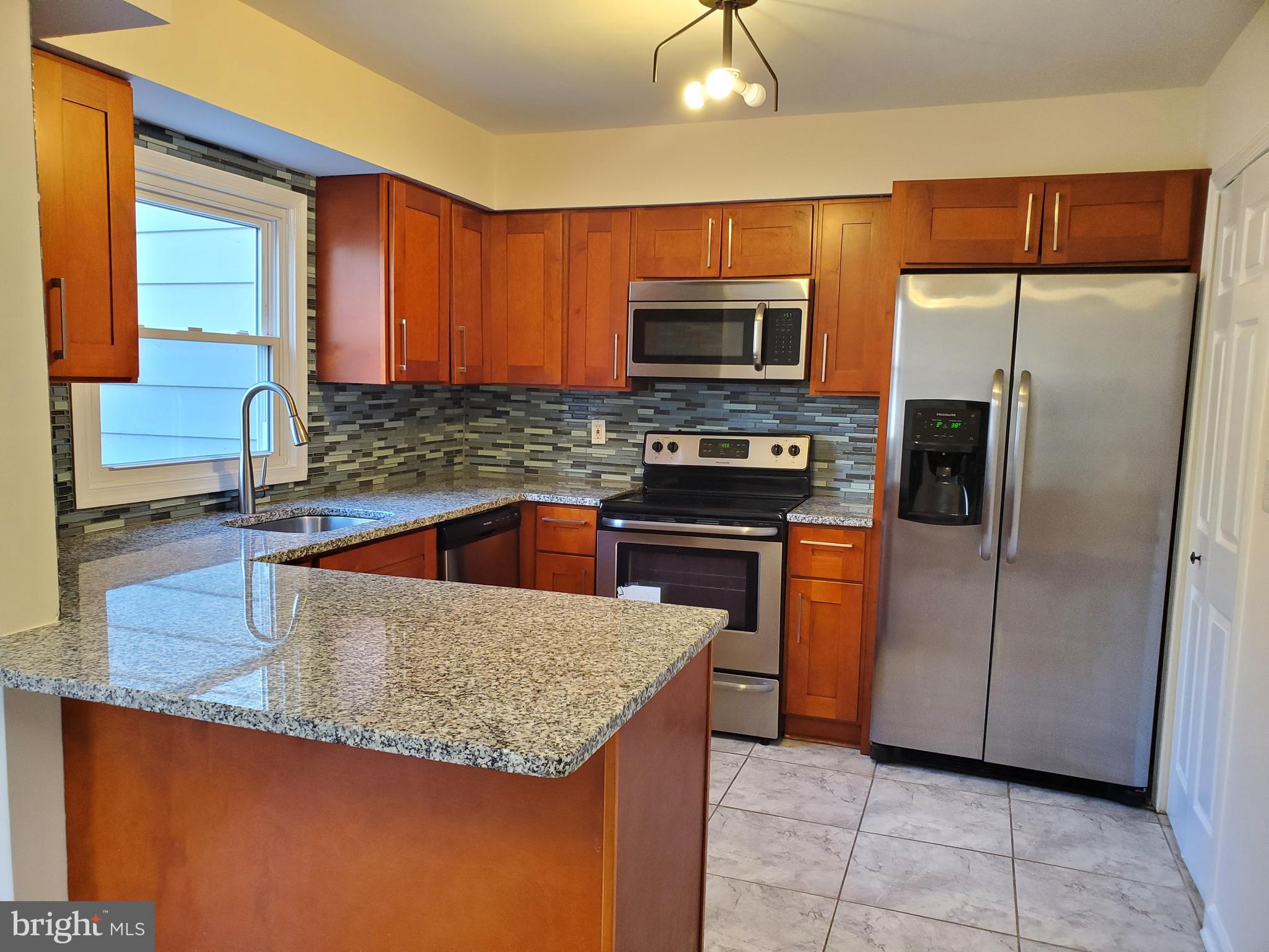 12107 Dove Circle Laurel, MD 20708 - Photo 3 of 62 Kitchen