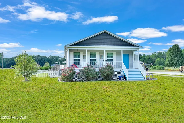 $299,000 | 1055 Horse Pen Swamp Road, Washington, NC 27889