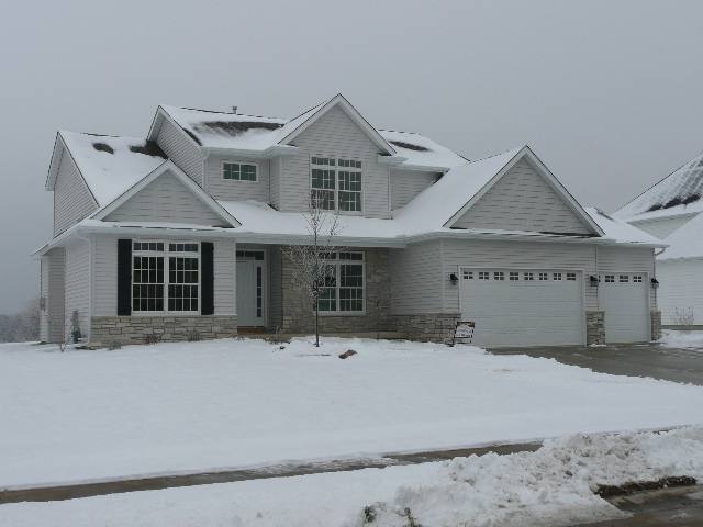 5363 Judge Road Bettendorf, IA 52722 - Photo 1 of 9 Gallery Image 1