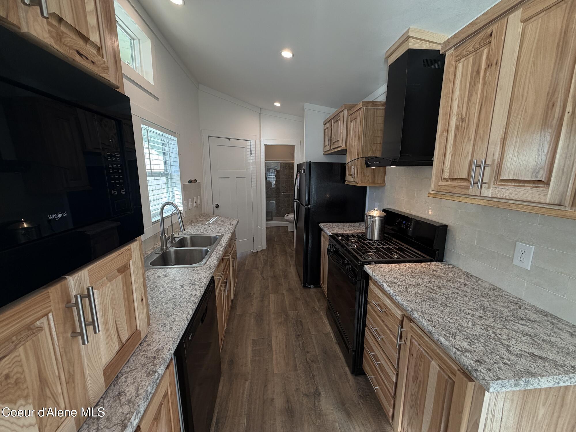 51707 Silver Valley Rd Loop, Unit 55 Kellogg, ID 83837 - Photo 9 of 23 IMG_2338