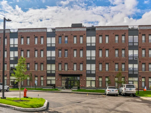 $2,600 | 2811 Thatcher Avenue, Unit 406, River Grove, IL 60171