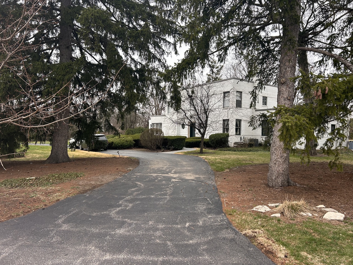 940 Drake Road Glenview, IL 60025 - Photo 3 of 12