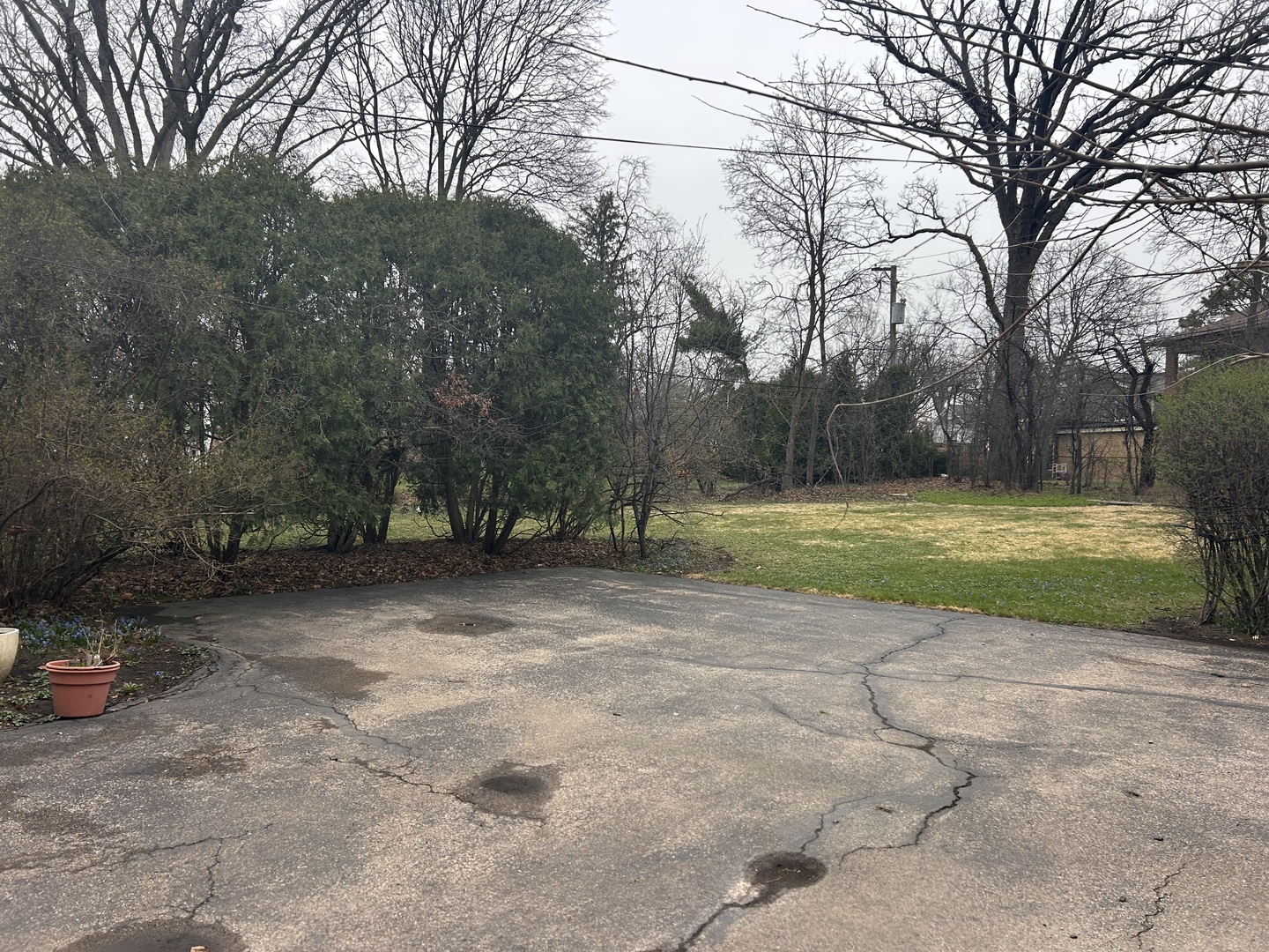 940 Drake Road Glenview, IL 60025 - Photo 6 of 12