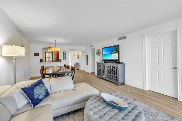 $4,000 | 3150 Northeast 48th Court, Unit 204, Lighthouse Point, FL 33064