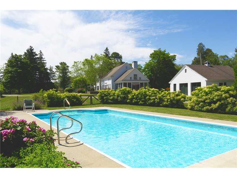 51-53 Maddocks Road Southport, ME 04576 - Photo 7 of 26 Swimming Pool/Hot Tub/Sauna.