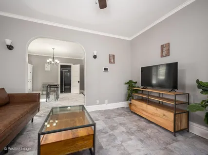 $374,900 | 920 North Kedvale Avenue, Chicago, IL 60651