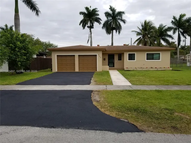 $579,900 | 949 Northwest 10th Street, Homestead, FL 33030
