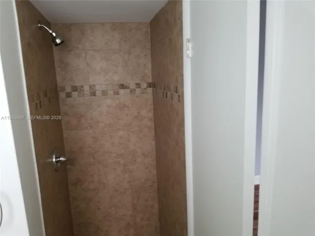 $579,900 | 949 Northwest 10th Street, Homestead, FL 33030